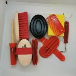 Equerry Adults Grooming Kit